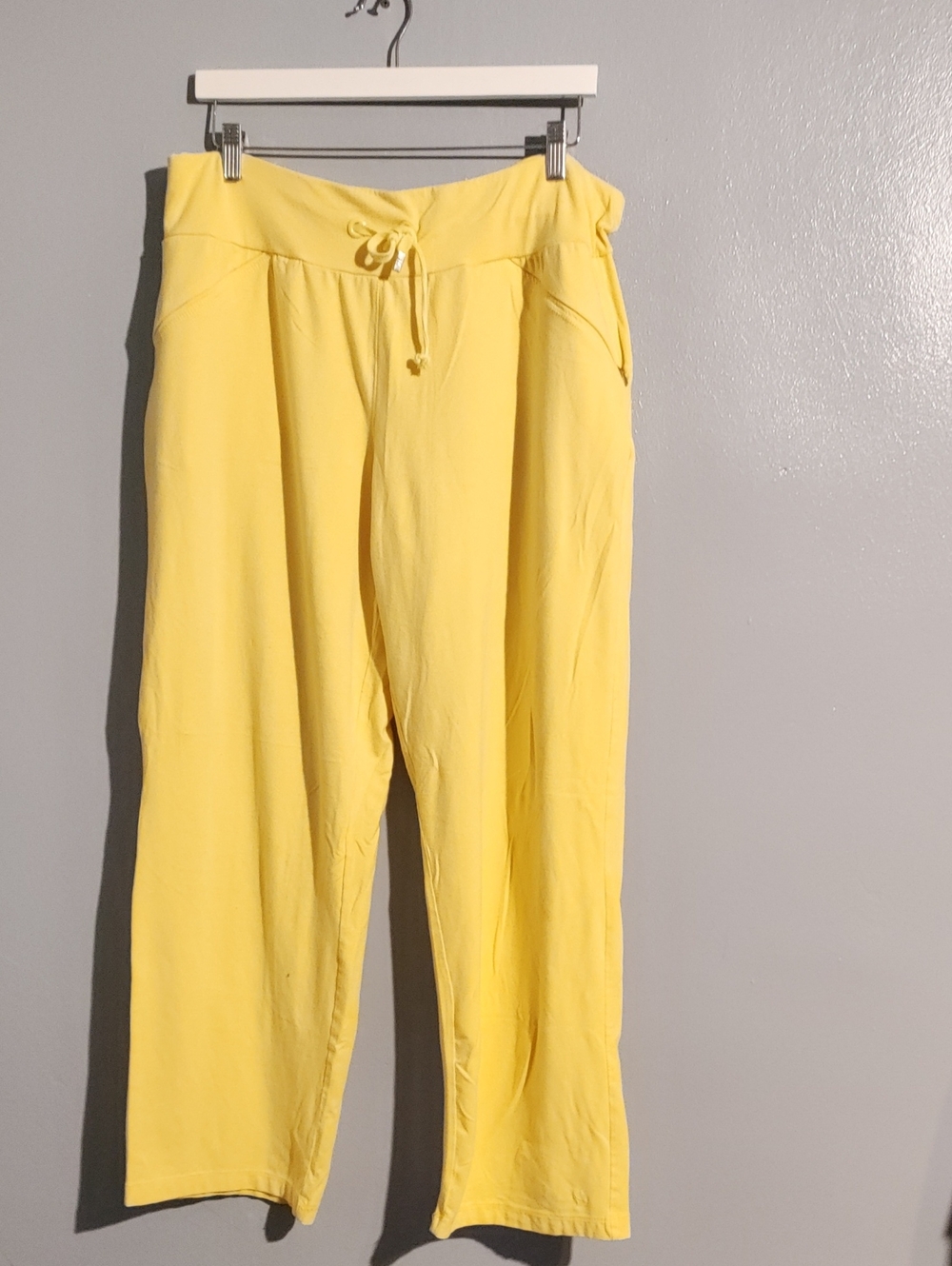 Danskin Now Yellow Drawstring Work Out Pants - Casual Women's Sweat Pants